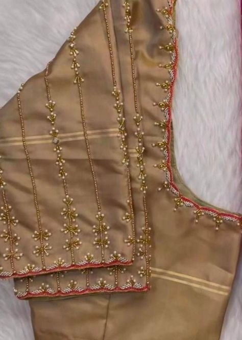 Light Work Blouse Designs, Simple Pattu Saree Blouse Designs, Pattu Blouse Design Models Latest, Simple Aari Work Blouse Design For Pattu Saree, Simple Neck Embroidery Designs, Latest Fashion Blouse Designs, Simple Aari Blouse, Gold Blouse Designs, Pink Blouse Designs