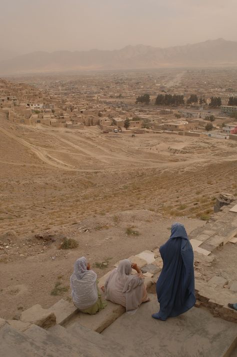 Kabul Aesthetic, Afghanistan Aesthetic, Afghanistan Nature, Old Afghanistan, Afghan House, Afghanistan Village, Afghan Aesthetic, Afghanistan Landscape, And The Mountains Echoed