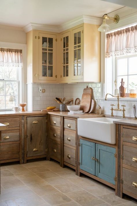 14 Two-Tone Kitchen Ideas to Elevate Your Home’s Design - My Decor Inspo Kitchen Sink Cabinet Different Color, Mixed Wood Kitchen, Two Color Kitchen Cabinets, Blue And Cream Bedroom, Dwell Kitchen, Cream Bedroom Ideas, Vintage French Kitchen, Home Character, White Upper Cabinets