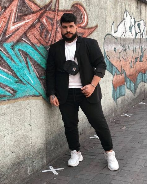 Plus Size Men Outfits 16 ideas: Fashion tips for the modern gentleman - mens-club.online Outfit Ideas Men Plus Size, Chubby Guys Outfits, Plus Size Men Style, Big Boy Outfits Guys, Plus Size Man Outfits, Mens Outfits Plus Size, Plus Size Men Outfits Mens Fashion, Fat Men Style, Chubby Guy Outfits