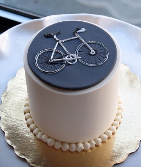 Cycle Mountain Bike Cake, Cycling Cake, Bicycle Cake, Bike Food, Bike Cakes, Bicycle Rims, Novelty Cakes, Occasion Cakes, Grooms Cake