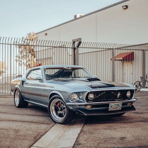 Vintage Mustangs on Instagram: “Check out this beautiful ride... Car: 1969 Mach 1 Owner: @yourmomsnotch Photo: @inlandmob” Mustang Mach 1 1969, 1969 Mach 1, Vintage Mustang, Mustang Mach 1, Kustom Kulture, Shelby Gt500, Pony Car, Love Car, Classic Cars Muscle