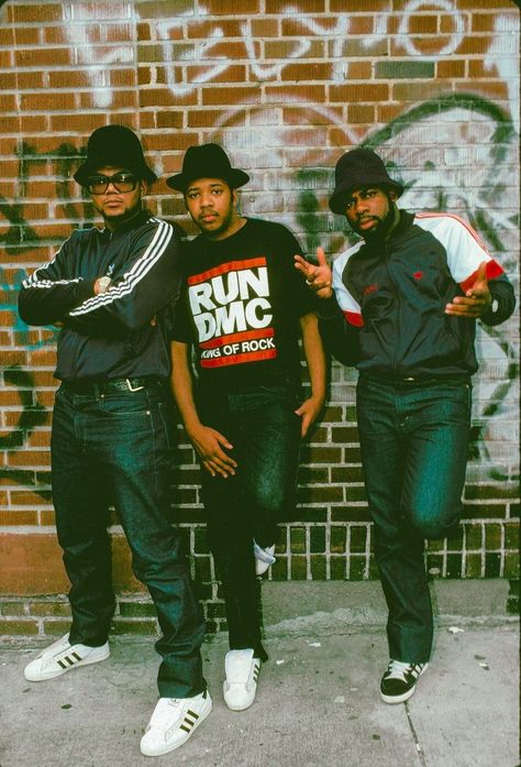 80s Rap, Jam Master Jay, 80s Party Outfits, 1980’s Fashion, Hip Hop Classics, Real Hip Hop, Run Dmc, Hip Hop And R&b, Gangsta Rap