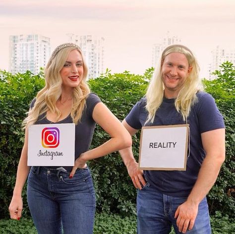 Instagram Vs Reality Costume, Influencer Poses, Life Alert, Instagram Vs Reality, Friend Costumes, Halloween Makeup Ideas, Couples Halloween Outfits, Expectation Vs Reality, Diy Halloween Costume