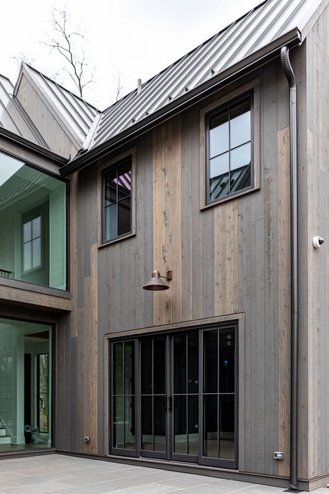 Weathered Wood Exterior, Vertical Wood Siding House Exterior, Cedar Wood Siding Exterior, Dark Cedar Siding, Modern Cedar Siding, Grey Cedar Siding Exterior, Horizontal Cedar Siding Exterior, Light Wood Siding, Wood Plank Exterior Siding