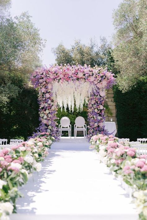 Pink And Lilac Wedding Decor, Pink Chuppah, Werewolf Wedding, Varmala Stage, Weddings 2025, Royalty Wedding Theme, Lilac Wedding Themes, Nikkah Ceremony, Purple White Wedding