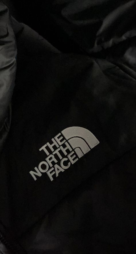 The North Face Aesthetic, The North Face Wallpaper, North Face Wallpaper, North Face Aesthetic, Face Black And White, Face Wallpaper, Iphone Instagram, Y2k Wallpaper, Face Aesthetic