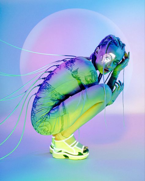 cyberpunk girl aesthetic character neon light Cyberpunk Girl Aesthetic, Aesthetic Character, Neon Light Art, Semi Realism, Cyberpunk Girl, Art House, Cartoon Style, Cyberpunk, Neon