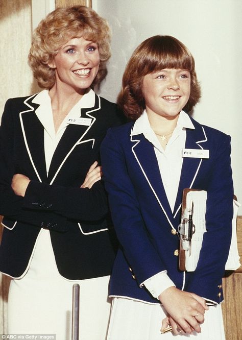 The Love Boat's Jill Whelan claims to be BROKE with only $5,000 in ... Jill Whelan, Julie Mccoy, Boat Party Theme, Lauren Tewes, Los 70s, The Love Boat, Boat Theme, Yacht Wedding, Boat Pictures