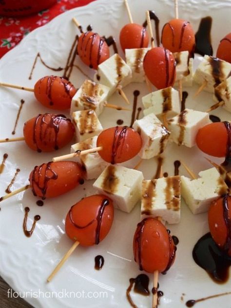 Canada Day Appetizer - Cherry Tomatoes, Feta, and Balsamic Reduction Canada Day Appetizers Ideas, Cherry Tomatoes Feta, Canada Day Fireworks, Canada Party, Canadian Party, Canada Day Party, Backyard Bbq Party, Canada Food, Party Drinks Alcohol