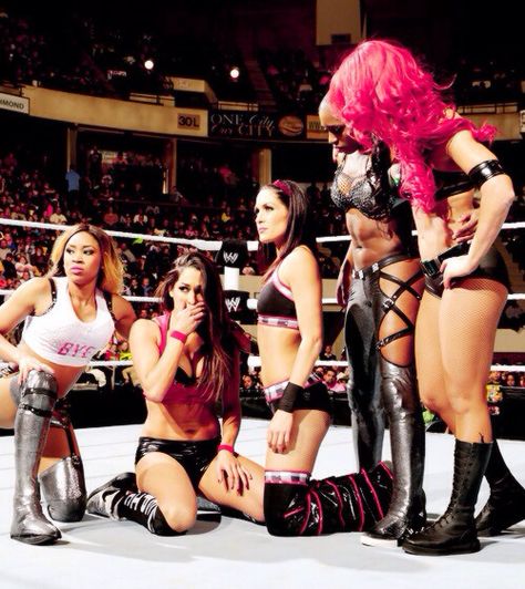 #TotalDivas Total Divas Brie Garcia, Lilian Garcia, Tamina Snuka, Summer Rae, Nikki And Brie Bella, Eva Marie, Brie Bella, Total Divas, Bella Twins