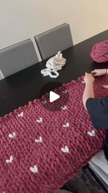 Chunky Knit Decor on Instagram: "Love is in the air 💘 I’ve had a sudden influx of heart blanket orders & I’m here for it 🫶🏼" Soft Yarn Blanket, Chunky Blanket Designs, Chunky Knit Blanket Designs, Chunky Hand Knit Blanket Diy, Chunky Granny Square Blanket, Chunky Knit Blanket Pattern, Knit Decor, Knit Heart, Diy Blanket