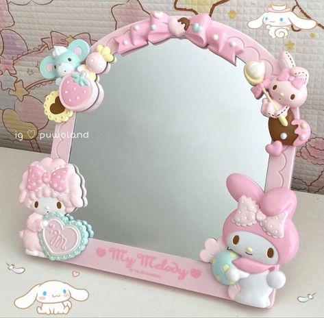 Bedroom Cute, Eclipse Lunar, Hello Kitty Keychain, Charmmy Kitty, Melody Hello Kitty, Hello Kit, Kawaii Core, Cute Bedroom Decor, Kawaii Accessories