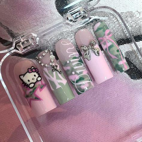 ⭐️ Nails by lil ⭐️ | 🎀🪩💓#pressonnails #customnails #gelnails #nailart #hellokitty #bape #camonails #frenchnails | Instagram Nail Inspo Hello Kitty, Extra Nails, Paznokcie Hello Kitty, Nails Extra, Kitty Nails, Punk Nails, Hard Nails, Under Your Spell, Nails Now