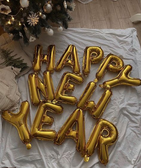 #happynewyear #newyear #aesthetic #flowers New Year’s Day Aesthetic, New Years Aesthetic, Newyear Aesthetic, New Year Vibes, New Year Wedding, Gold Foil Balloons, New Year’s Day, Alphabet Number, Custom Calendar