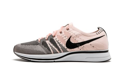 After reintroducing the black and white colorway overseas, Nike quickly follows up with a colorful variation of the Flyknit Trainer. The "Sunset Tint" colorway arrives just in time for fall 2017. The traditional Flyknit pattern features a color tone that's best described as a light pink/salmon, which is very on trend. The vibrant hue is offset by black stitching integrated throughout the upper, most noticeably on the bold Swoosh on the lateral and medial sides. Nike Flyknit Trainer branding appe Nike Flyknit Trainer, Flyknit Trainer, Jordan New, Shoes Streetwear, Best Shoes For Men, Nike Flyknit, Stadium Goods, Latest Sneakers, Color Tone