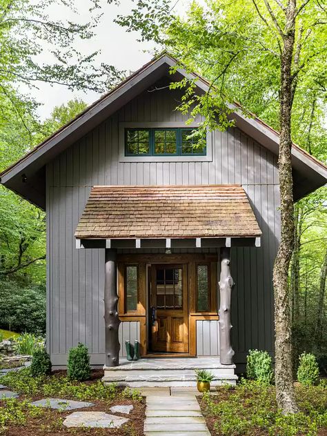 This 1,000-Square-Foot Guest House In The North Carolina Mountains Is Full Of Small-Space Decorating Ideas Cottage With Guest House, Woods Cottage Aesthetic, Small Cottages In The Woods, Building A Guest House, Brick Guest House, Rustic Guest House Small Cabins, Small Gable House, Lake Guest House, Mountain Guest House