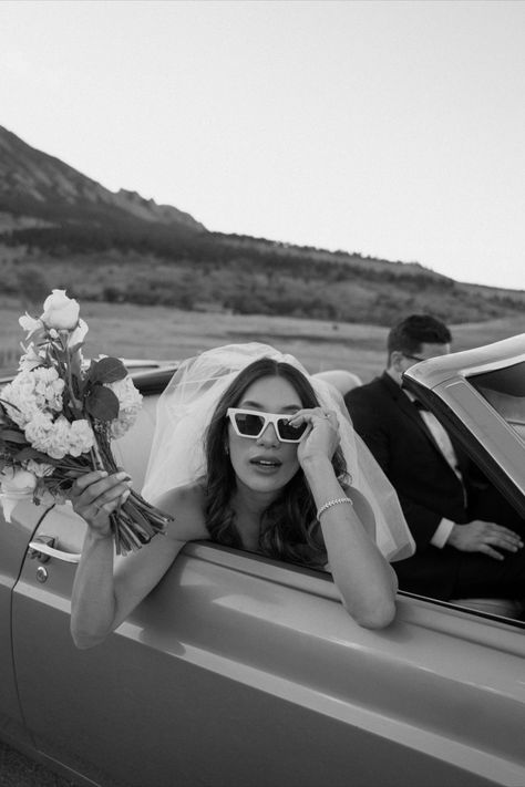 Colorado Engagement Shoot with a vintage Mustang convertible car Vintage Engagement Pictures, Classic Car Wedding, Car Engagement Photos, Mountain Engagement Shoot, Classic Engagement Photos, Modern Engagement Photos, Classic Car Photoshoot, Vintage Engagement Photos, Bridal Car