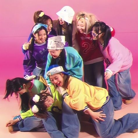 Twice Group, Dara Kpop, Twice Kpop, Pop Idol, Iconic Photos, Group Photos, I Got You, Kpop Outfits, Kpop Wallpaper