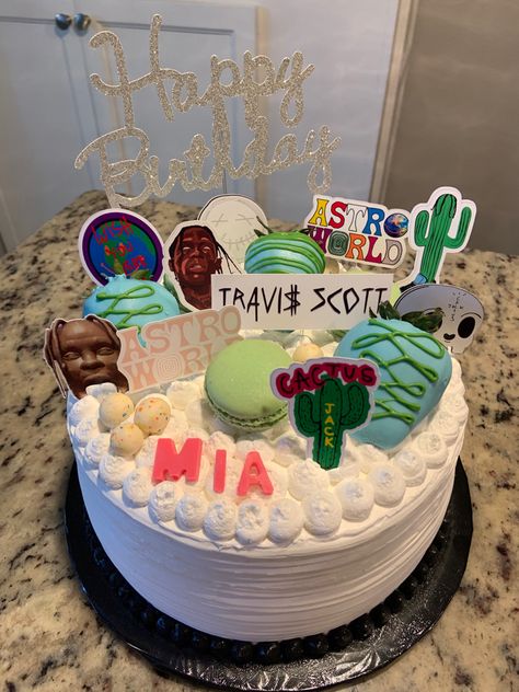 Travis Scott Party Theme, Travis Scott Birthday Cake, Travis Scott Cake, Travis Scott Birthday, Rapper Birthday Cake, 14th Birthday Cakes, 17 Birthday Cake, Theme Birthday Cake, 16 Birthday Cake