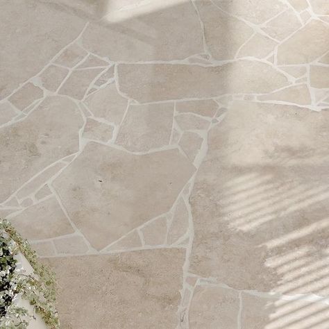 Crazy Pave, Outdoor Tile Patio, Lodge Plans, Modern Tuscan, Eco Outdoor, Materials Board Interior Design, Travertine Outdoor, Paving Ideas, Styling Home