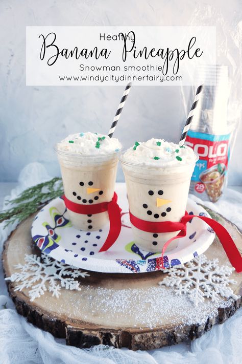 need in a fun and delicious breakfast smoothie! Healthy Dinner Smoothies, Christmas Smoothies, Yummy Breakfast Smoothies, Diy Napkin Folding, Pineapple Banana Smoothie, Theme Snack, Winter Snack, Kid Friendly Recipes, Winter Breakfast