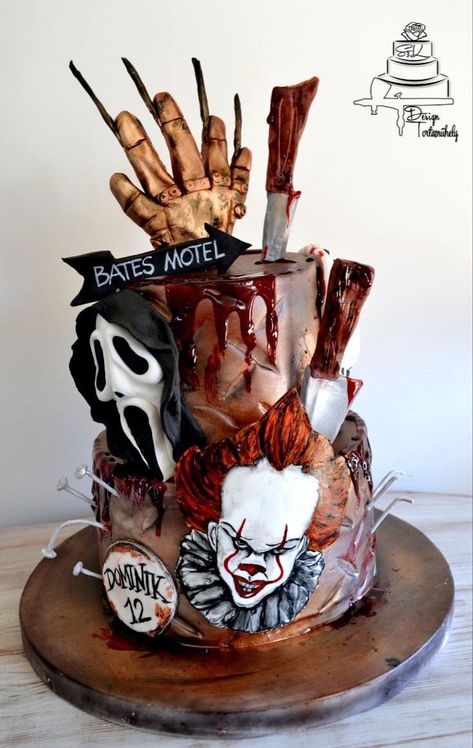 Scary Movie Birthday Cake, Horror Movies Cake, Horror Bday Cake, Horror Movie Cakes Birthdays, Scary Cakes Horror, Horror Movie Birthday Cake, Halloween Cake Aesthetic, Horror Birthday Cakes, Horror Cake Ideas