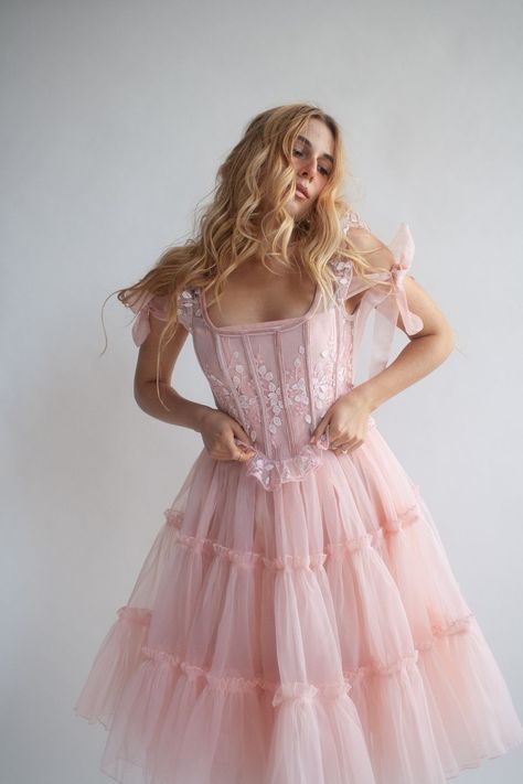 Pink Whimsical Dress, Pink Fairy Core Outfits, Ballet Inspired Dress, Ballet Core Dress, Puff Dress Outfit, Pink Couture Dress, Pink Dress Fancy, Wicked Outfit, Pink Corset Dress