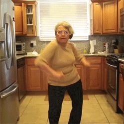 These grandmas. | 22 People Who Will Make You Want To Dance Like No One Is Watching Party Time Meme, Dance Like No One Is Watching, Old Person, Dancing Gif, People Dancing, Dance Humor, Funny Comments, Party People, Just Dance