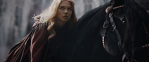 Lea Seydoux Beauty And The Beast Gif, Léa Seydoux Beauty And The Beast, Lea Seydoux Gif, Period Face Claims, Morfydd Clark, Medieval Woman, Lea Seydoux, Time Periods, The Last Kingdom