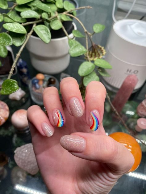 Rainbow Aesthetic Nails, Simple Rainbow Nails Short, Nails Pride Short, Green And Rainbow Nails, Rainbow Nails Natural, Simple Rainbow Nail Designs, Pride Nails Designs Almond, Rainbow Pride Nail Art, Summer Nails Short Natural