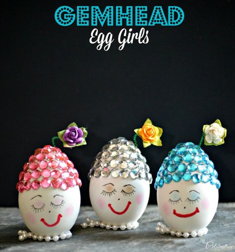 Gem Head Eggs Craft Ideas For Adults, Creative Craft Ideas, Diy Bird Bath, Painted Pots Diy, Bling Crafts, Easter Bonnet, Diy Mothers Day Gifts, Creative Craft, Diy Gifts For Boyfriend