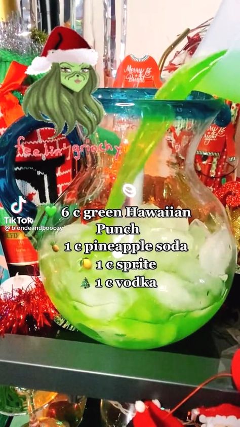 The Grinch Mixed Drink, Grinch Liquor Drink, The Grinch Punch Alcohol, Spiked Grinch Punch, Grinch Theme Alcohol Drink, Christmas Alcoholic Punch Grinch, Grinch Party Adults, Party Punch Alcohol Recipes, Grinch Juice For Adults