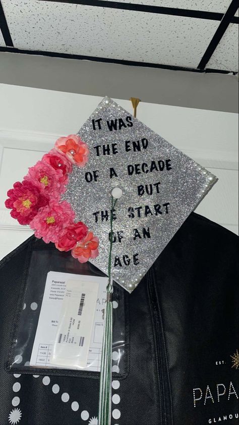 taylor swift grad cap design Billie Eilish Graduation Cap Ideas, Early Graduation Cap Ideas, Grad Cap Designs Taylor Swift, Taylor Swift Grad Cap Ideas, Graduation Cap Taylor Swift, Grad Cap Ideas Taylor Swift, Graduation Cap Designs Taylor Swift, Taylor Swift Graduation Cap, Taylor Swift Grad Cap