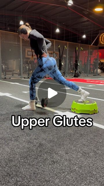 Charlotte & Josh on Instagram: "Build a shelf with me 🙌🍑 Add these exercises to your next glute workout #gym #gymgirl #gymgirlsmotivation #glutegrowth #gluteworkout #hipthrust #splitsquats #legday" Glute Shelf Exercises, How To Build A Glute Shelf, Full Body Workout Split Women, Build Glutes At Gym, Build Top Shelf Glutes, How To Build Top Shelf Glutes, Build A Shelf Glutes, Upper Bootie Workouts, Glute Shelf Workout