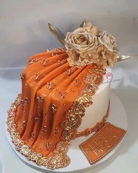 Henna Cake Designs, Bollywood Cake, Mehndi Cake, Henna Cake, Diy Dessert Table, Customised Cakes, Geode Cake, Icing Cake