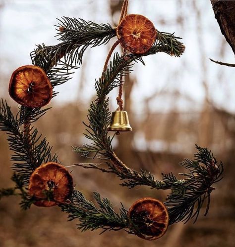 Bohemian Christmas Aesthetic, Merry Yule Winter Solstice, Yule Wreath Pagan Diy, Witchy Christmas Aesthetic, Yule Drinks, Yule Crochet, Winter Solstice Images, Yule Christmas Decorations, Pagan Wand