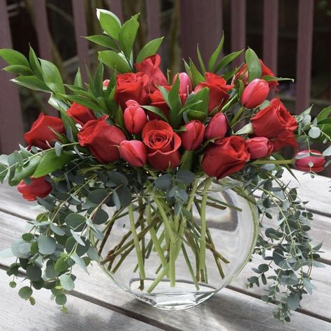 Mother’s Day Flower Arrangements, Tulpen Arrangements, Roses Arrangements, Valentine Flower Arrangements, White Flower Arrangements, Rose Flower Arrangements, Creative Flower Arrangements, Flower Arrangements Simple, Modern Flower Arrangements