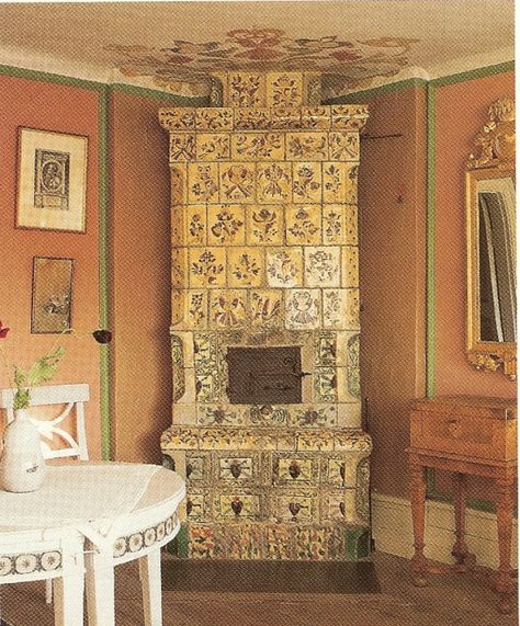 swedish tiled stove via Victoria Karin Larsson, Swedish Home Decor, Carl Spitzweg, Victoria Magazine, Swedish Decor, House Paint Interior, Carl Larsson, Gustavian Style, Swedish Style