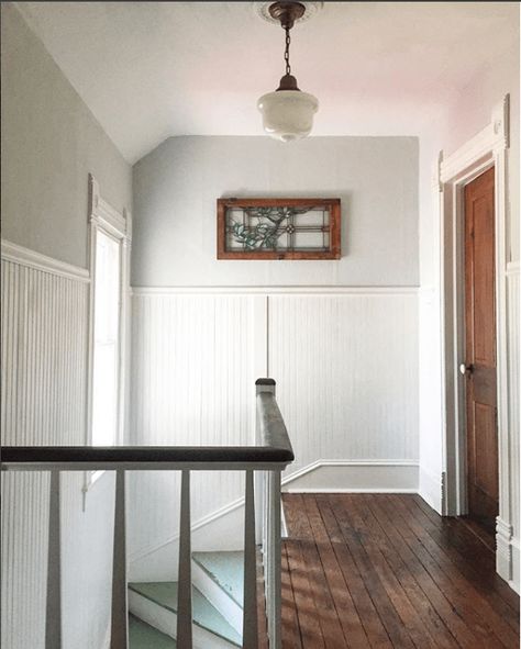 Small Farmhouse Interior Ideas, Old Farmhouse Aesthetic, Old Farmhouse Renovation, 1930s Farmhouse, 1900 Farmhouse, Farmhouse Stairs, Spring Decorating Ideas, Colonial Farmhouse, Farmhouse Renovation