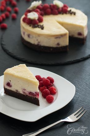 Brownie Raspberry Cheesecake : homecookingadventure Brownie Raspberry, Cookie Dough Cake, Cheesecake Brownie, Brownie Cheesecake, Diy Hack, Torte Cupcake, Cheesecake Cupcakes, Cheesecake Brownies, Raspberry Cheesecake