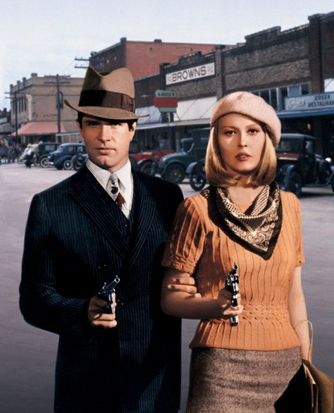 TBT: Bonnie and Clyde (1967) | Frock Flicks Bonnie And Clyde Movie, Bonnie And Clyde Halloween, Bonnie And Clyde Costume, Bonnie And Clyde 1967, Bonnie And Clyde Halloween Costume, Bonnie Parker, Halloween Parejas, Bonnie And Clyde, Warren Beatty