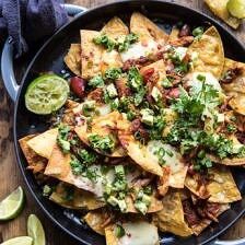 Chipotle Chicken Recipe Dinners, Man Meals, Veggie Ideas, Half Baked Harvest Recipes, Slow Cooked Chicken, Chicken Nachos, Harvest Recipes, Braised Chicken, Nachos Recipe