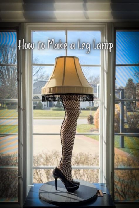 Diy Standing Lamp Ideas, Diy Leg Lamp A Christmas Story, Leg Lamp Painting, Christmas Leg Lamp, Diy Leg Lamp, Diy Lamp Shade Makeover, Mannequin Legs, Christmas Story Leg Lamp, Funky Lamps