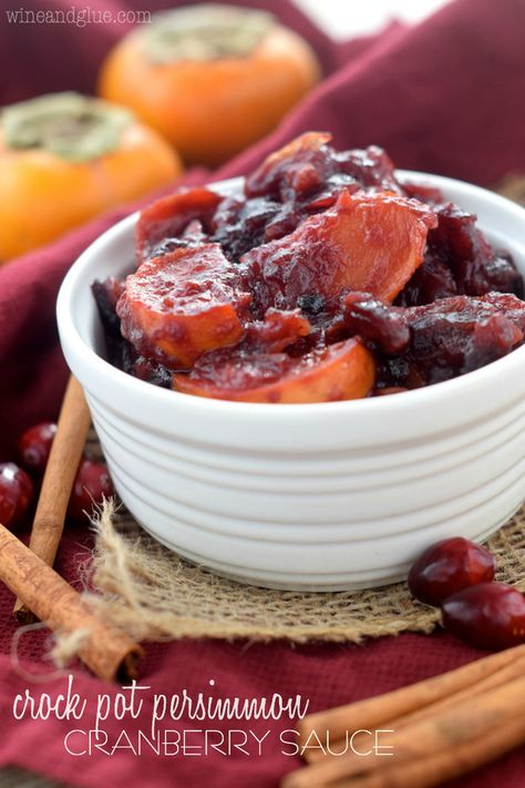 Crock-Pot Persimmon Cranberry Sauce | Community Post: 13 Unique Side Dishes That'll Steal The Show On Thanksgiving Crockpot Glazed Carrots, Thanksgiving Side Dishes Crockpot, Slow Cooker Holiday Recipes, Unique Side Dishes, Persimmon Recipes, Thanksgiving Food Sides, Homemade Stuffing, Stuffing Recipes For Thanksgiving, Cranberry Sauce Recipe