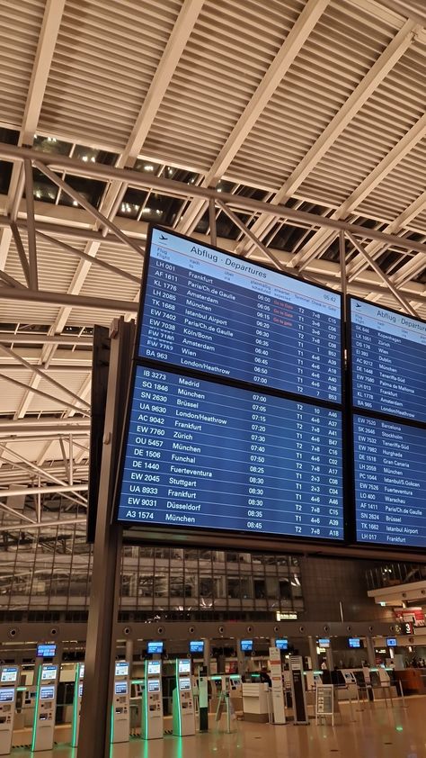 Information Aesthetic, Tracker Aesthetic, Airport Flight, Departures Board, Flight Tracker, Information Board, Airport Aesthetic, Book Aesthetics, Flight