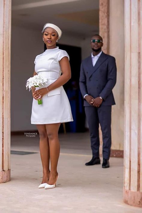 Marriage Civil Dress, Civil Wedding Couple Outfit, Civil Wedding Dress Courts Short, Civil Court Wedding Dress, Civil Wedding Poses, Civil Marriage Photography, Court Wedding Guest Outfit, Court Wedding Dress Civil African, Courthouse Wedding Dresses