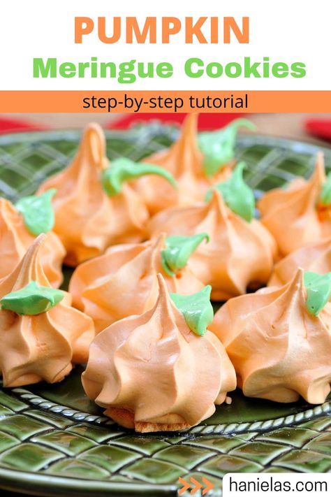 Pumpkin Meringue Cookies - Haniela's | Recipes, Cookie & Cake Decorating Tutorials Pumpkin Shaped Meringues, Pumpkin Spice Meringue Cookies, Pumpkin Meringue Cookies, Fall Meringues, Thanksgiving Meringues, Meringue Pumpkins, Pumpkin Meringue, Vegan Royal Icing, Pumpkin Cheesecake Cookies