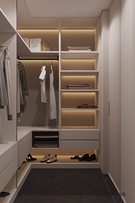 Clothes Closet Design Small Spaces, Wardrobe Exterior Design, Mini Closet Ideas, Walking Closet Modernos, Wardrobe Exterior, Small Walk In Wardrobe, Narrow Closet Design, Walk In Closet Layout, Small Closet Design