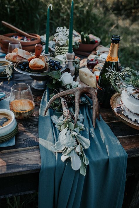 Cobalt Turquoise Elopement Inspiration with Rustic Details #rusticweddingideas #elopementinspiration #oregoncoastwedding Deep Turquoise Wedding, Turquoise Fall Wedding, Dark Teal Boho Wedding, Turquoise Boho Wedding, Boho Teal Wedding, Turquoise Wedding Ideas Rustic, Dark Turquoise Wedding Theme, Western Blue Wedding, Western Turquoise Wedding